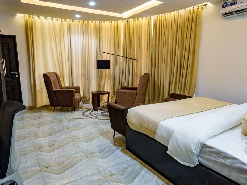 Panoramic Room