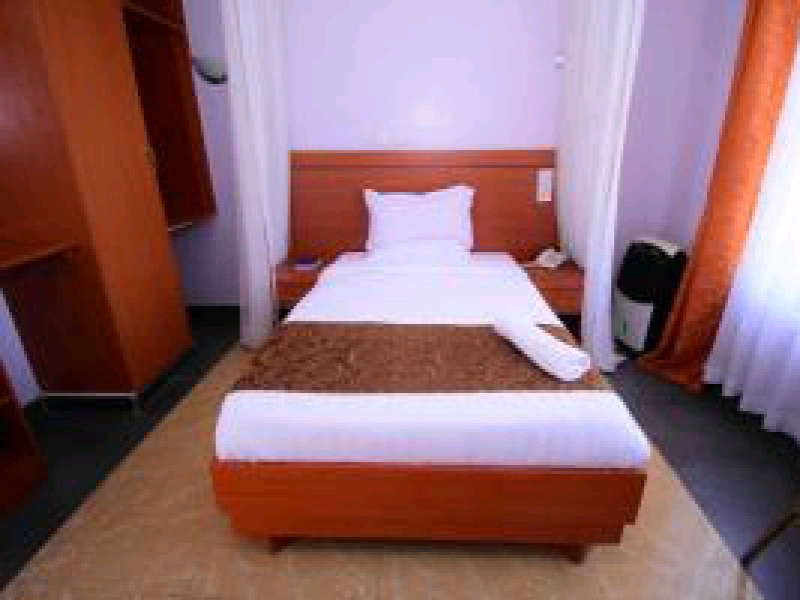Budget Single Room