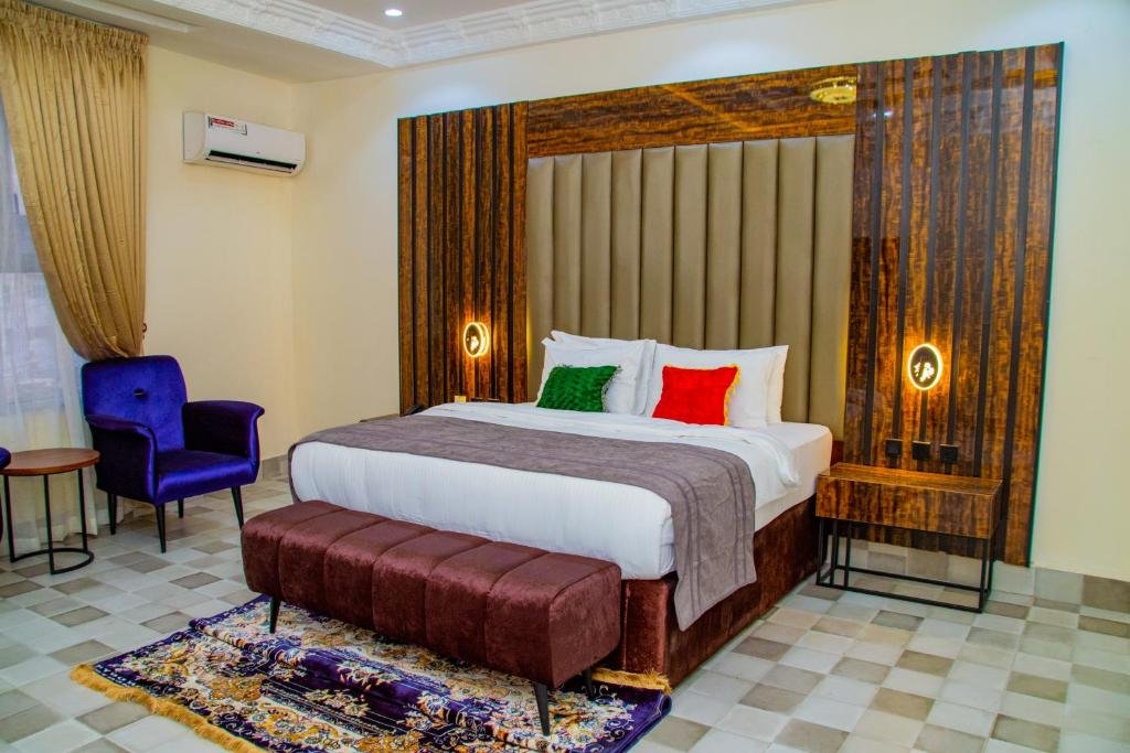 Executive Room