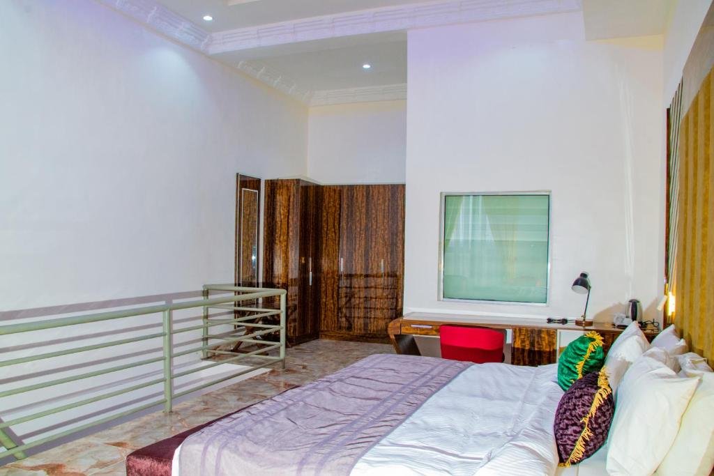 Duplex Suite