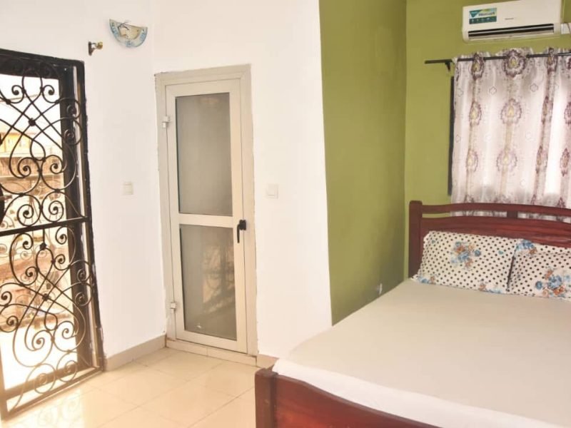 Comfort Rooms