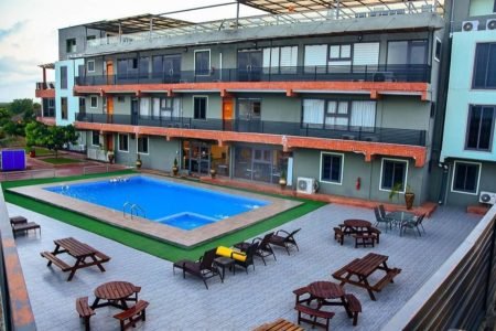 Rb Park Hill Hotel
