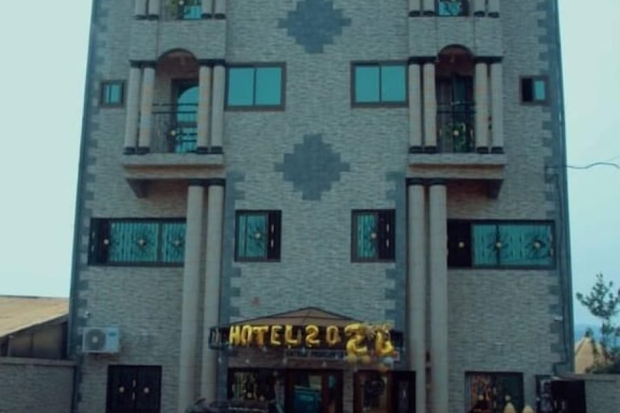 Deudjui Hotel