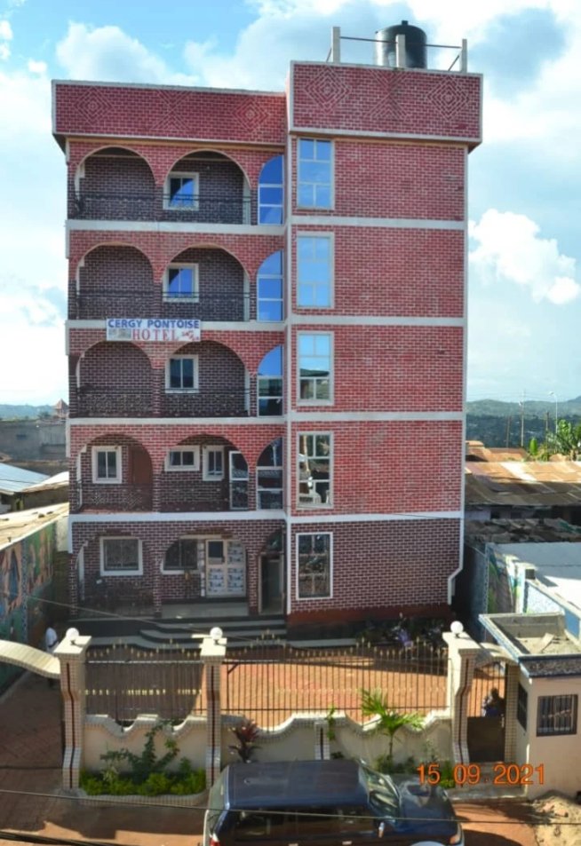 Cergy Pontoise Hotel Bafoussam