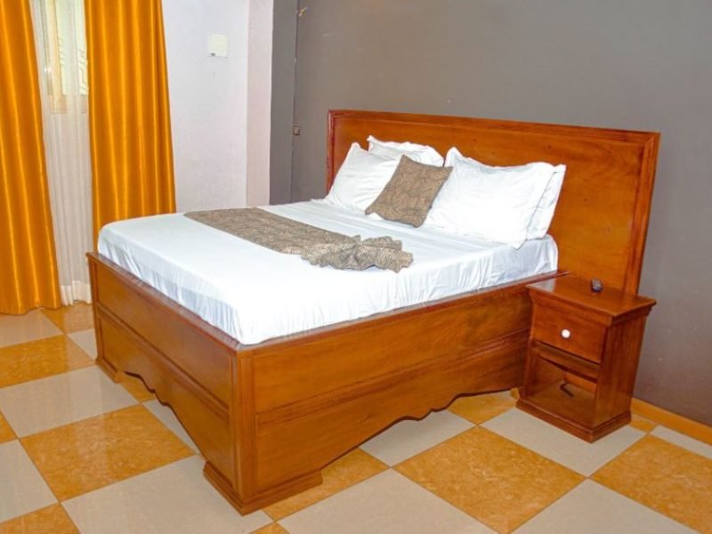 Standard Suite