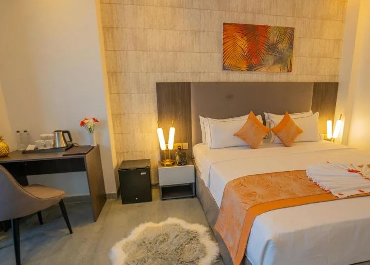Double Suite