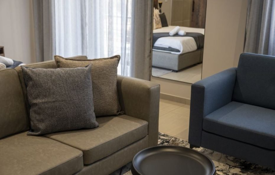 Lux Leisure Apartment Hotel