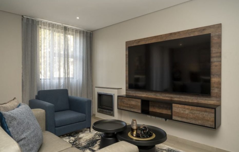 Lux Leisure Apartment Hotel