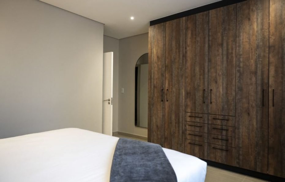 Lux Leisure Apartment Hotel