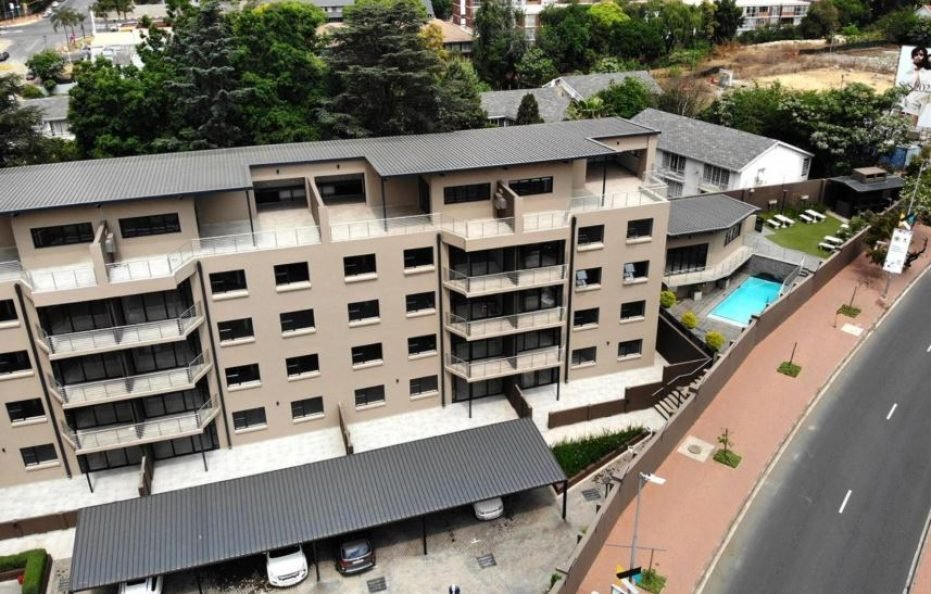 Lux Leisure Apartment Hotel