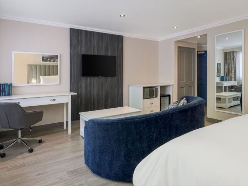 One-Bedroom Suite, 1 King